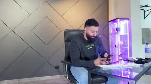 Snapshot of glennmasters chatting on February 27, 9:54 am Matthew .. for short call me Matt online show from February 27, 9:54 am