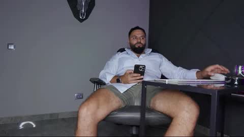 Snapshot of glennmasters chatting on September 11, 6:30 pm Matthew .. for short call me Matt online show from September 11, 6:30 pm