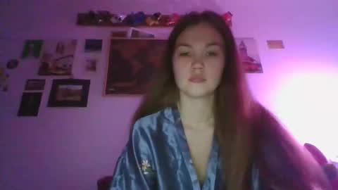 glitter_doll online show from January 4, 2:56 pm