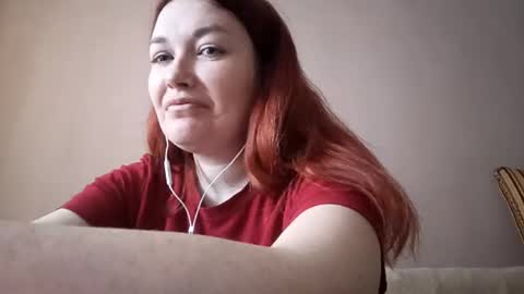 glittercharm online show from February 10, 12:20 pm