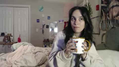 anna online show from March 4, 8:20 am