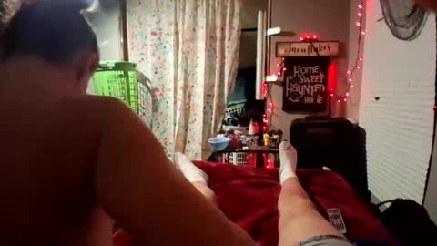 Snapshot of glizzy4u chatting on December 16, 11:26 am glizzy4u online show from December 16, 11:26 am