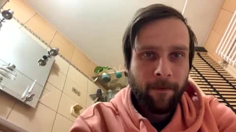 Snapshot of glodencyc chatting on March 8, 4:06 pm Martin online show from March 8, 4:06 pm