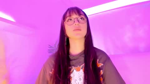 Mimi online show from September 30, 6:57 pm