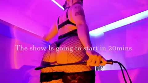 Snapshot of gloomydoll chatting on April 24, 5:15 pm Mimi online show from April 24, 5:15 pm