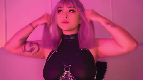 Snapshot of gloomydoll chatting on June 9, 6:30 pm Mimi online show from June 9, 6:30 pm