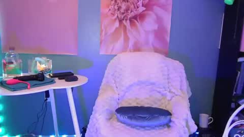 Gloria online show from September 12, 2:55 am