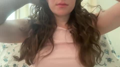 Gloria Pearl online show from July 9, 11:25 am