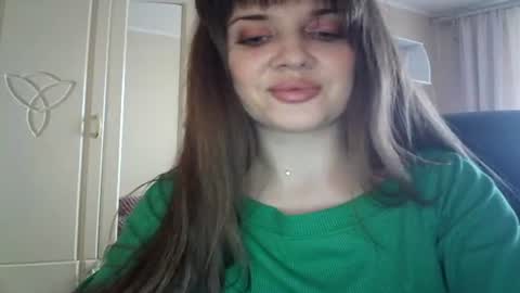 Snapshot of gloriashine chatting on March 10, 12:26 pm gloriashine online show from March 10, 12:26 pm