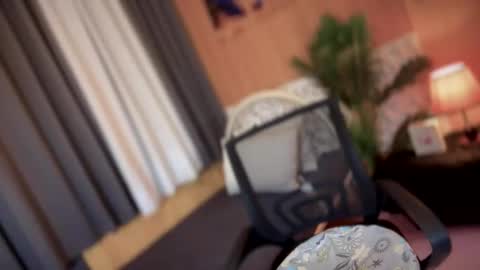 shy online show from October 2, 2:35 pm