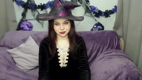 gloriyadre online show from October 31, 6:03 am