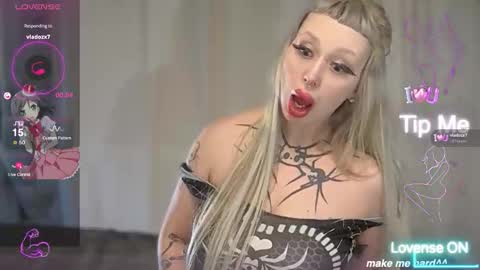 Snapshot of gloryaaaa chatting on March 27, 11:04 pm I want to make you happy and lovense online show from March 27, 11:04 pm