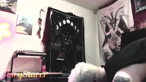 Glory Starrr online show from April 28, 2:27 am