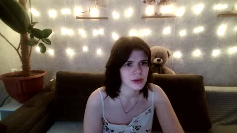  Roxy  online show from November 10, 4:11 am