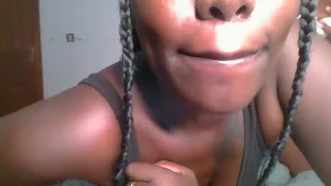 Snapshot of glossybabe77 chatting on March 16, 8:46 pm glossybabe77 online show from March 16, 8:46 pm