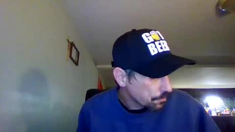 Snapshot of gmang4242 chatting on February 28, 11:28 pm gmang4242 online show from February 28, 11:28 pm