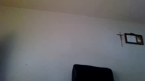 Snapshot of gmang4242 chatting on March 21, 6:44 pm gmang4242 online show from March 21, 6:44 pm