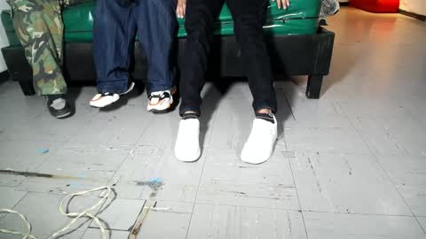 THOMAS AND DAMIAND online show from May 1, 8:46 pm