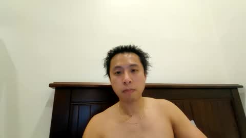 Snapshot of gnik8124 chatting on November 2, 4:37 am gnik8124 online show from November 2, 4:37 am