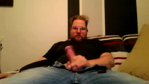 gnik_labinnah online show from October 14, 3:57 pm