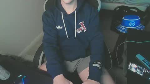 Snapshot of gnr_xxx chatting on September 29, 5:01 am G online show from September 29, 5:01 am