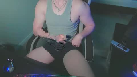 Snapshot of gnr_xxx chatting on November 24, 3:39 am G online show from November 24, 3:39 am