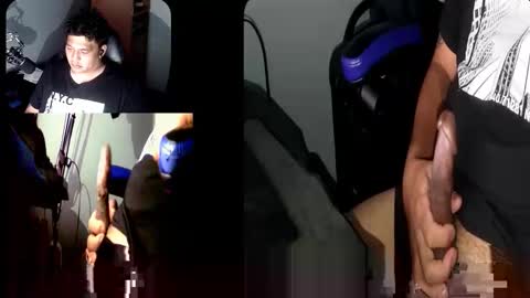 Snapshot of gnx666 chatting on November 23, 1:00 pm gnx666 online show from November 23, 1:00 pm