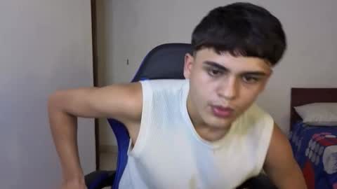 Snapshot of go_santi chatting on January 18, 11:14 am go_santi online show from January 18, 11:14 am