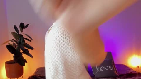 Elena online show from December 10, 11:19 pm