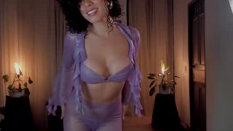 Snapshot of goddes_helena chatting on July 12, 11:51 pm Elena online show from July 12, 11:51 pm