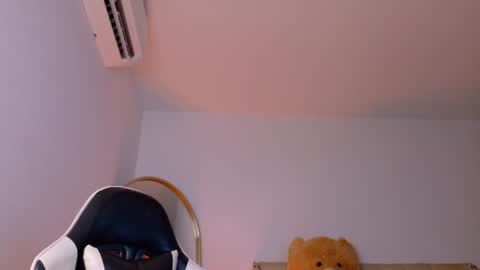 Ariluz online show from July 6, 12:29 am