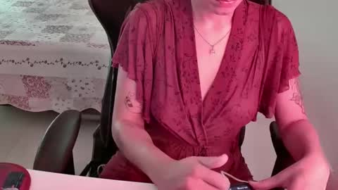 Snapshot of goddess_artemis_ chatting on April 19, 9:06 pm Fauna online show from April 19, 9:06 pm