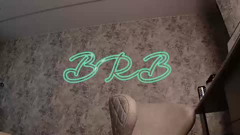 Snapshot of goddess_elizabeth chatting on July 7, 6:47 am Goddess Elizabeth NO NUDE femdom online show from July 7, 6:47 am