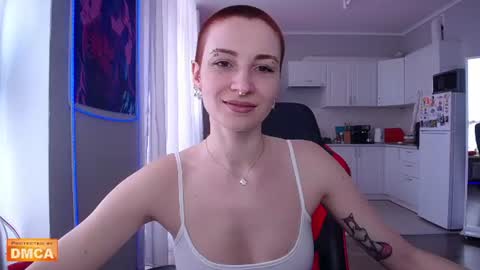 Snapshot of goddess_elpisfoxter chatting on June 10, 10:25 am Elpis Foxter online show from June 10, 10:25 am