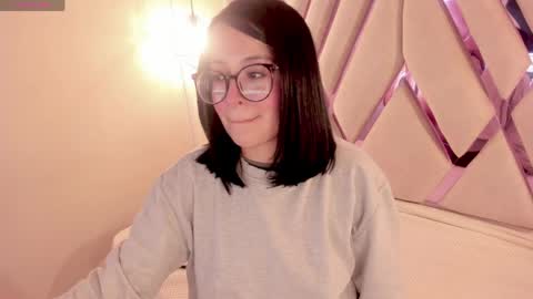 Snapshot of goddess_martina chatting on April 17, 12:52 pm M A R T I N A online show from April 17, 12:52 pm