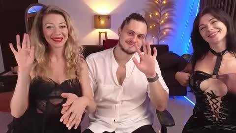 Snapshot of goddess_marylin chatting on January 29, 3:22 am 330 UTC2 girls online show from January 29, 3:22 am