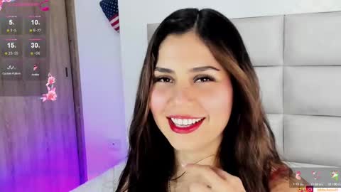 Snapshot of goddess_mia2 chatting on September 29, 11:31 pm Mia online show from September 29, 11:31 pm