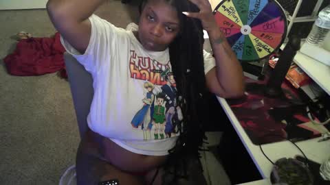 Snapshot of goddesscocoaa chatting on December 16, 5:49 am Goddess Cocoa online show from December 16, 5:49 am