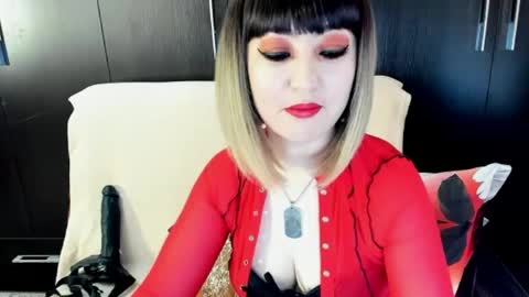 goddessemily_ online show from May 17, 4:54 am