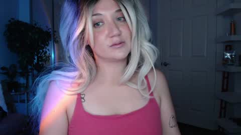 Snapshot of goddessemmy chatting on March 31, 5:52 am Goddess Emmy online show from March 31, 5:52 am