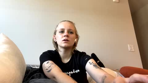 feyaa22 online show from December 12, 6:53 pm