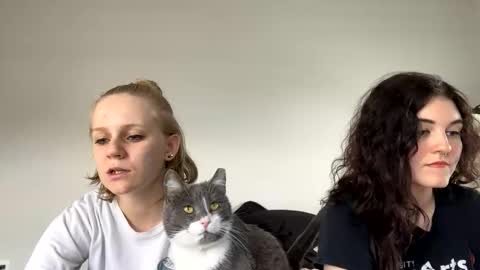 feyaa22 online show from January 8, 4:33 pm