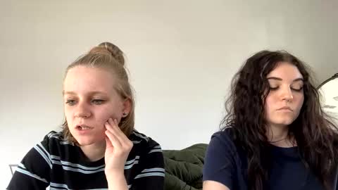 feyaa22 online show from January 10, 4:51 pm