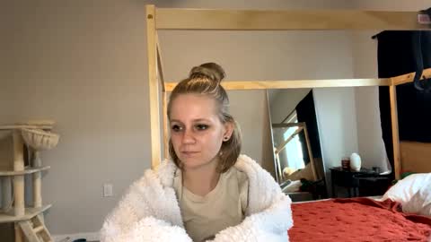 feyaa22 online show from January 11, 4:57 pm