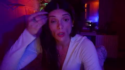 Snapshot of goddessjojo4u chatting on December 14, 2:06 am Goodess Jojo online show from December 14, 2:06 am