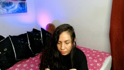 Snapshot of goddessnahi chatting on April 6, 5:52 am Naih Reyes online show from April 6, 5:52 am