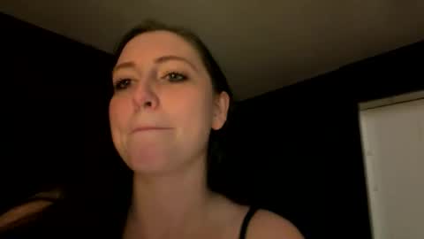 Snapshot of goddessquinncy chatting on March 11, 12:22 pm goddessquinncy online show from March 11, 12:22 pm