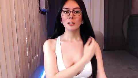 Snapshot of goddesss_angela chatting on July 15, 11:10 pm MISS ANGELA online show from July 15, 11:10 pm