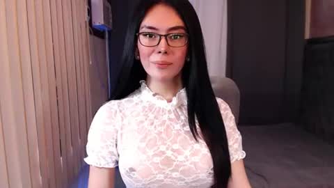 Snapshot of goddesss_angela chatting on July 29, 10:52 pm MISS ANGELA online show from July 29, 10:52 pm