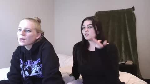 Goddess Raven online show from December 7, 4:25 pm